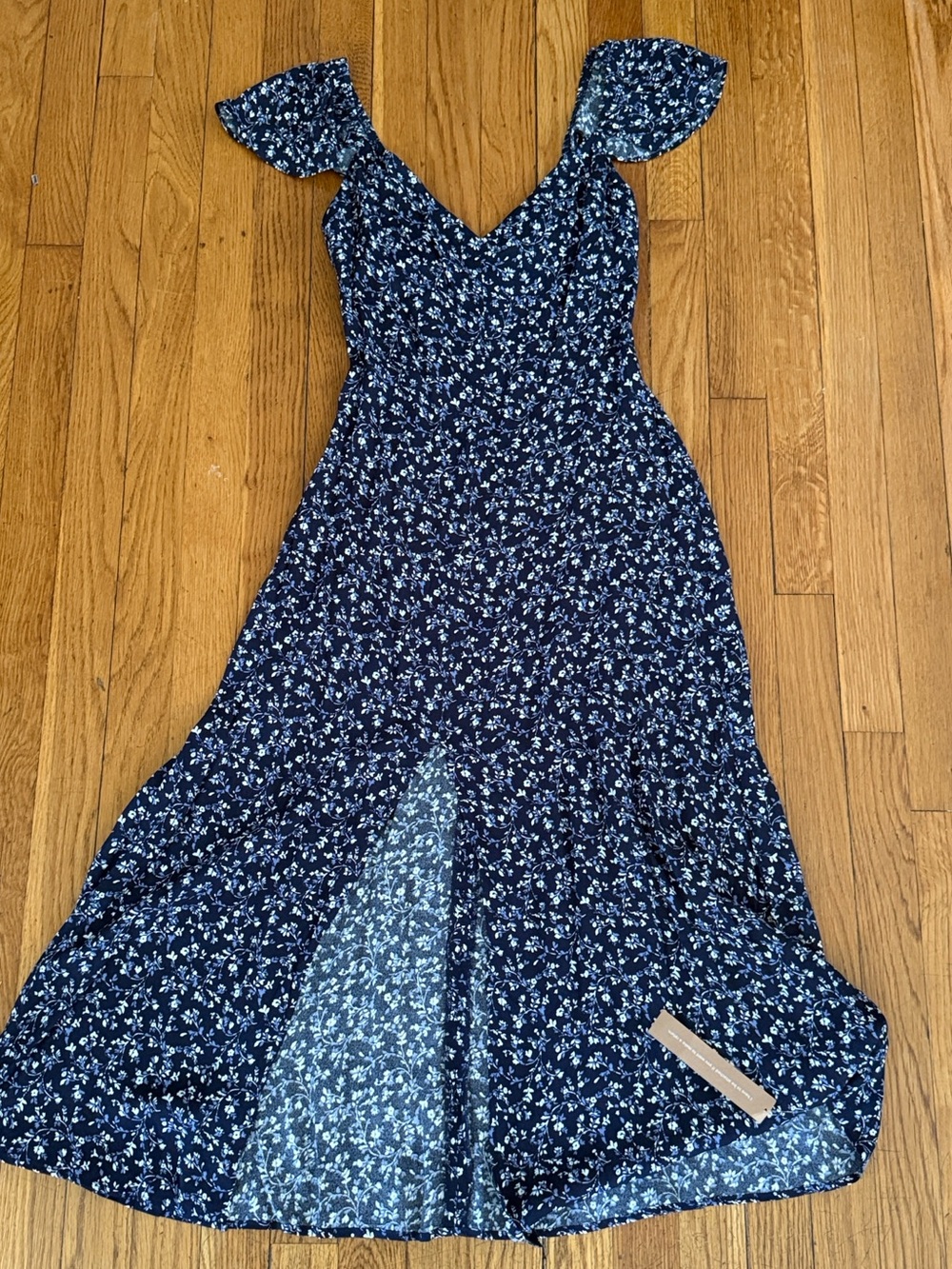 Nwot Reformation Baxley midi dress floral twilight viscose size 4